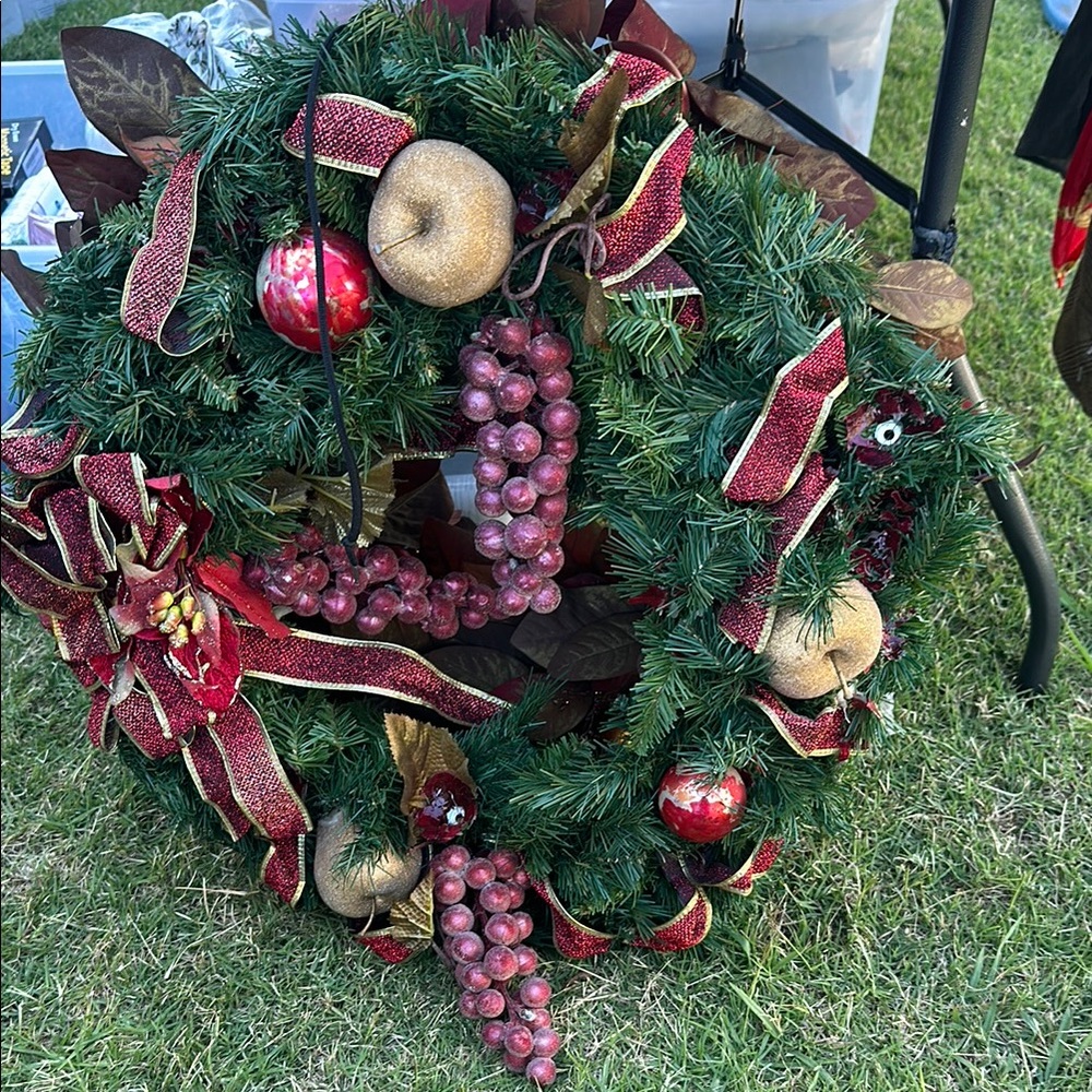 Festive Holiday Wreath with Red and Gold Accents